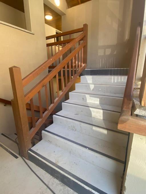 לודנוויל Charmant T4 Duplex Vue Montagne מראה חיצוני תמונה